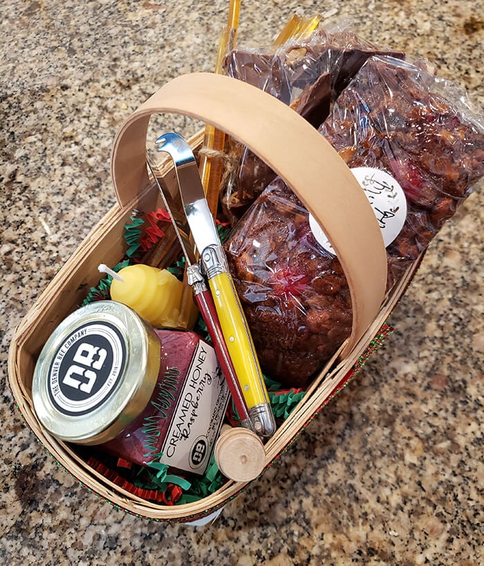 Christmas Basket Gifts with Honey, Knives, Fruitcake, Toffee, and Salted Chocolate Chip Shortbread Cookies