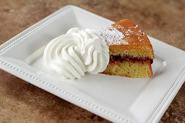 almond-cake-slice