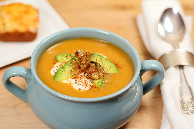 Slow Cooker Butternut Squash, Potato and Roasted Pepper Soup Slow Cooker Butternut Squash, Potato and Roasted Pepper Soup