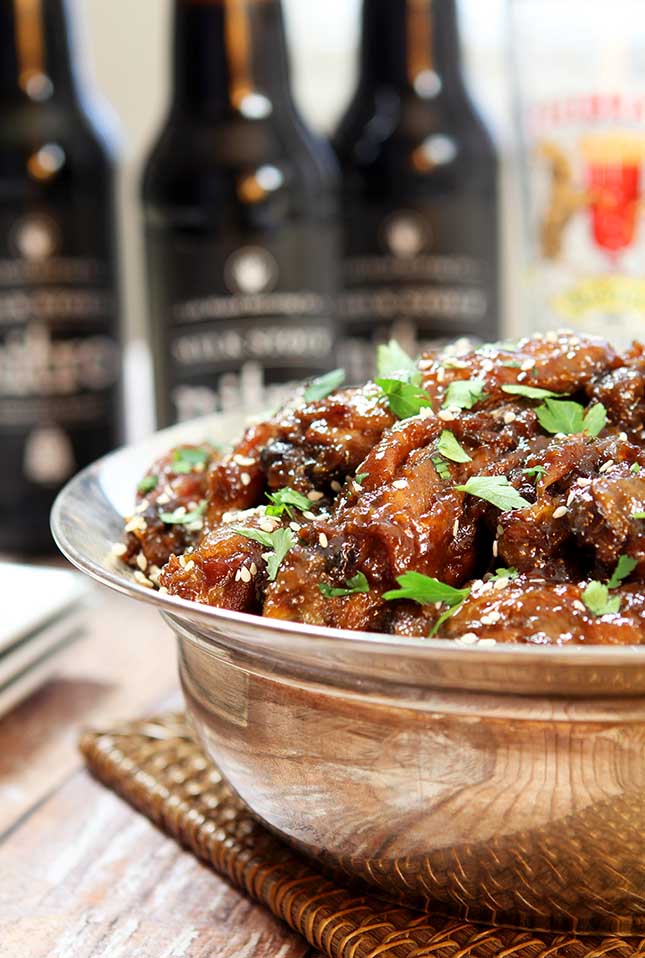Sweet, Spicy and Sticky Chicken Wings in Slow Cooker Sweet, Spicy and Sticky Chicken Wings in Slow Cooker